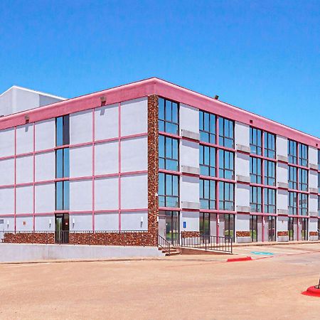 Magnuson Grand Desoto Hotel Exterior photo